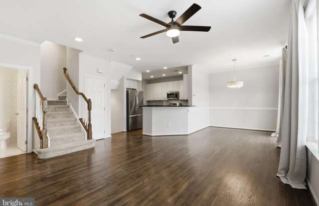 4677 RED ADMIRAL Way Gallery 4