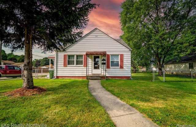 17405 Anne Avenue photos photos