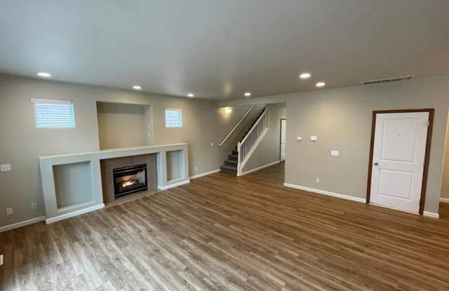 2411 193rd St Sw Gallery 2