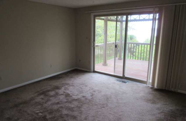 98 Madrona Park Dr Gallery 4