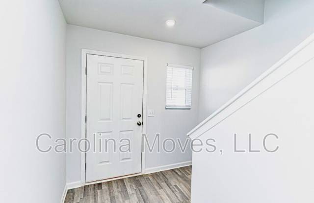 638 Farmstead Trail Gallery 2