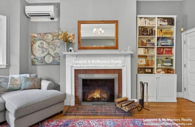 7 Regent Cir. Gallery 1