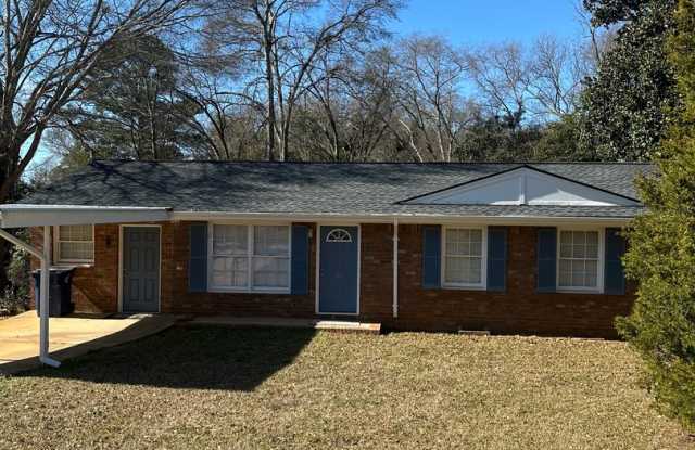 3 bedroom home near Wire Park photos photos