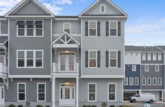 Tern at East Beach photos photos