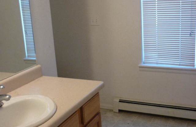 2819 Meade Ct Gallery 3