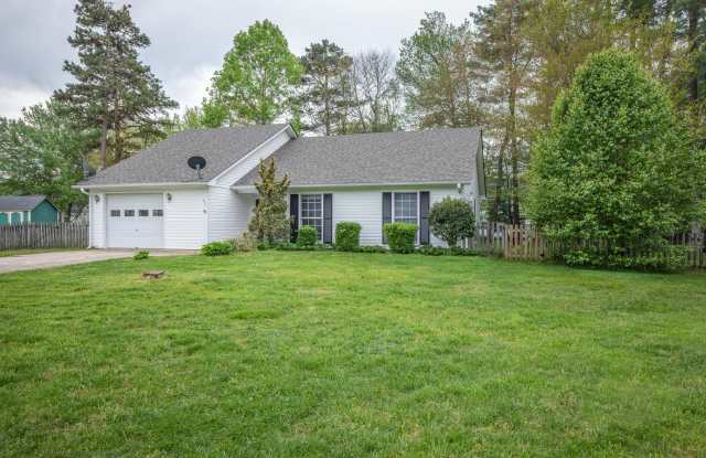 Nice Home in Fletcher! - 607 Woodberry Court, Fletcher, NC 28732