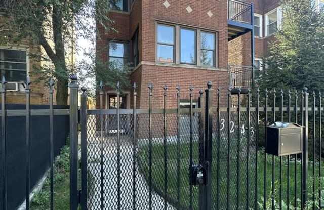 3243 W Thomas St - 3243 West Thomas Street, Chicago, IL 60651