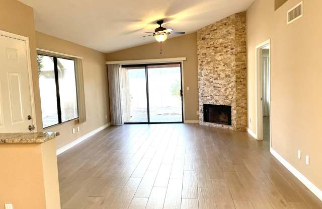 4522 E Renee Drive Gallery 3