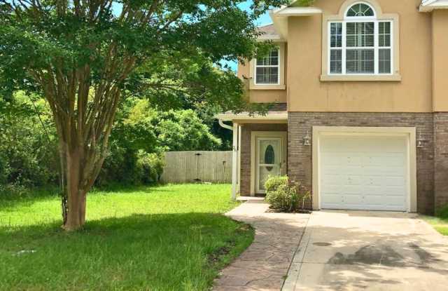 3/2 with fenced in yard! photos photos 3/2 with fenced in yard! photos photos