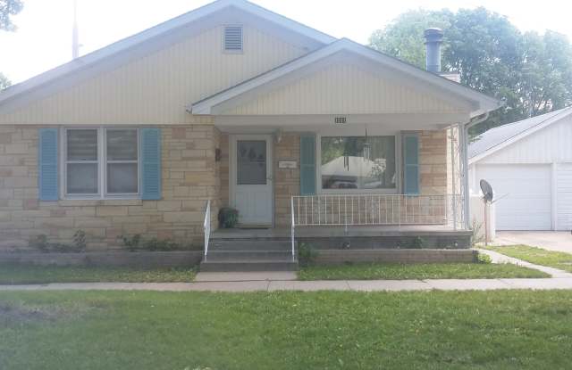 2 Bedroom with garage photos photos