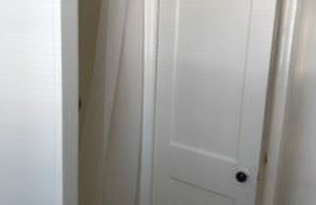 3904 Fairhaven Ave Apt 3 Gallery 4