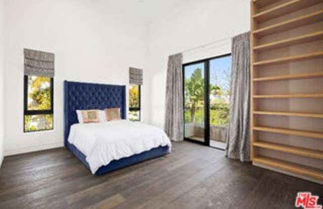 853 North Kilkea Drive photos photos