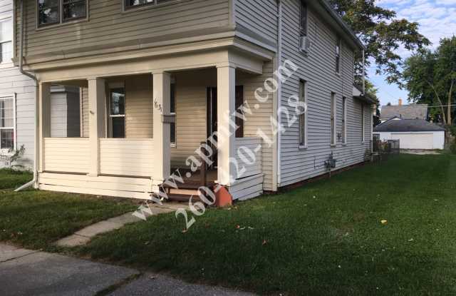 2 BR Apt Near Downtown photos photos