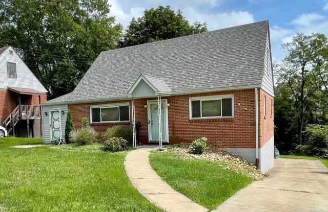 15 Barton Dr - 15 Barton Drive, Churchill, PA 15221