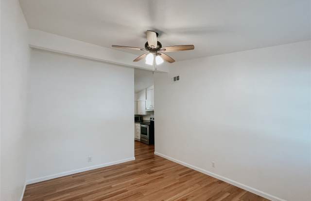 405 Knob Circle Gallery 4