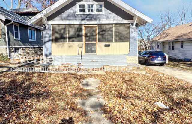 1402 East 65th Street photos photos