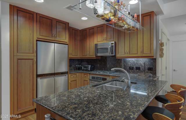 7147 E RANCHO VISTA Drive Gallery 3