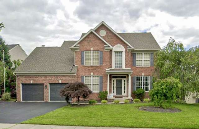 2242 W GREENLEAF Drive W photos photos