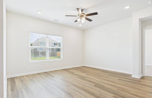 6139 Feather Way SE Gallery 3