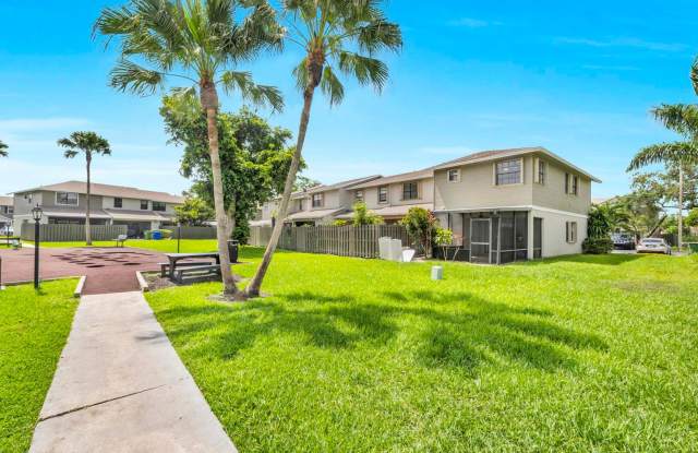 10723 NW 10TH S #Townhouse PEMBROKE PINES, FL 33026 Gallery 3