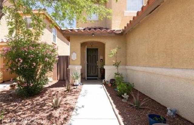 Must see 2 story 4 bed/3 bath home in the heart of SUMMERLIN photos photos