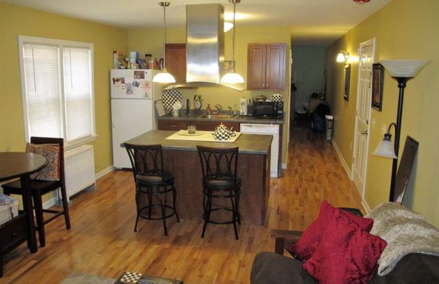 45 Vick Park A photos photos