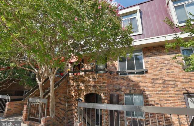 604 15TH STREET S - 604 15th Street South, Arlington, VA 22202