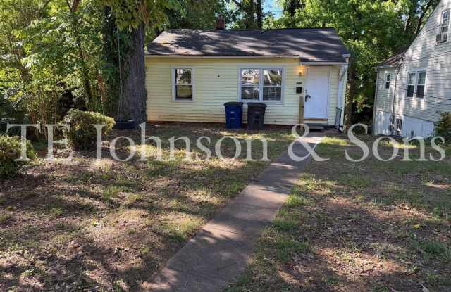Charming 2 Bedroom Home with Basement & Modern Updates in Winston-Salem photos photos Charming 2 Bedroom Home with Basement & Modern Updates in Winston-Salem photos photos
