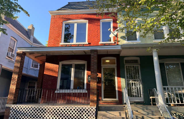 757 GIRARD Street NW Gallery 1