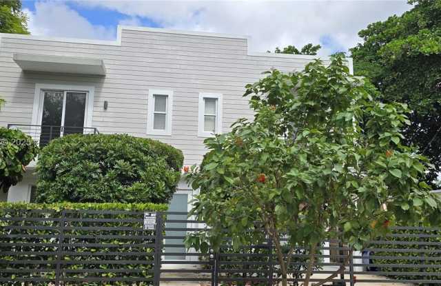 3823 Thomas Ave photos photos 3823 Thomas Ave photos photos