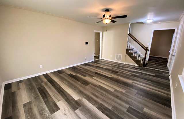352 Paulette Dr Gallery 4