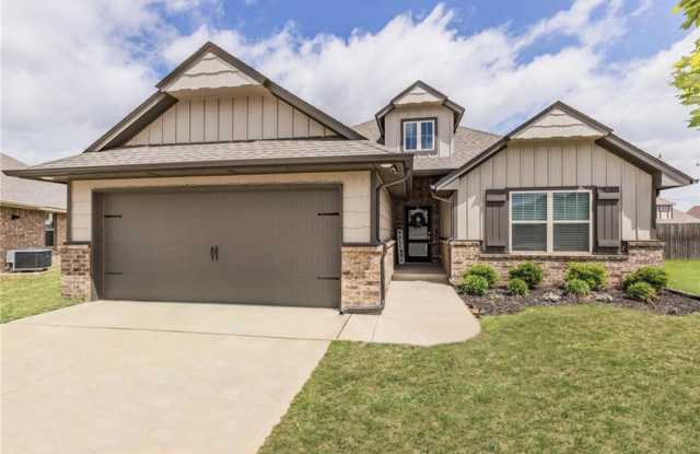3700 Palisade Lane photos photos
