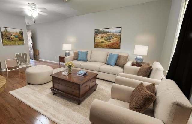 139 Glenwood Dr Gallery 4