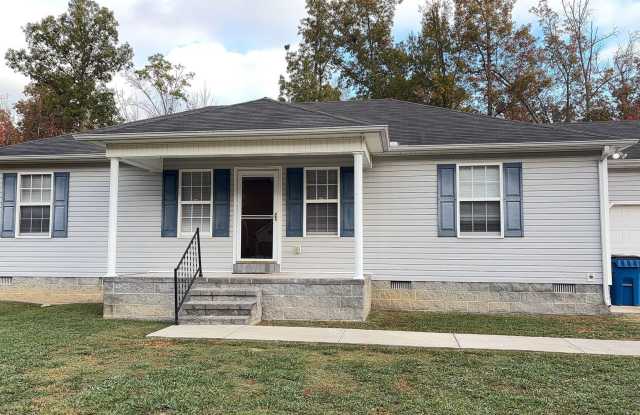3 Bedroom, 2 Bath With Garage - 287 Forrestwood Drive, Manchester, TN 37355
