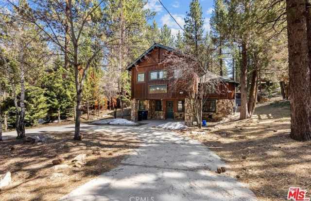 1140 Vine Avenue photos photos