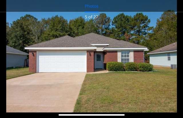 Charming 3BR House in Dothan photos photos