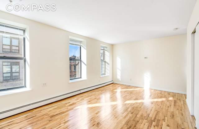 319 East 105th Street - 319 East 105th Street, New York City, NY 10029 319 East 105th Street - 319 East 105th Street, New York City, NY 10029