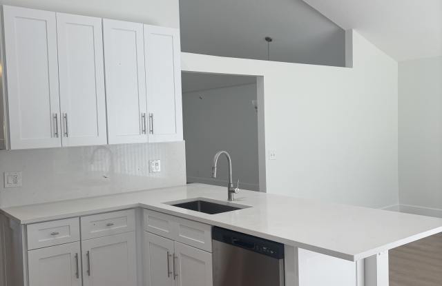 22481 Middletown Dr. Gallery 4