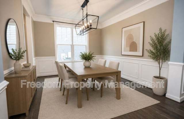 2425 Morgans Point Dr Gallery 2