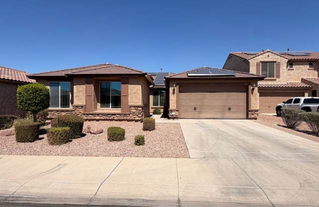 Over 2400 Sq Ft Peoria Home *NO* Carpet! photos photos