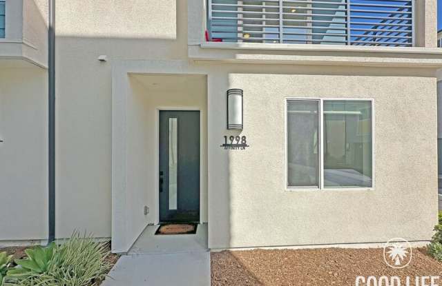 1998 Affinity Ln Gallery 1