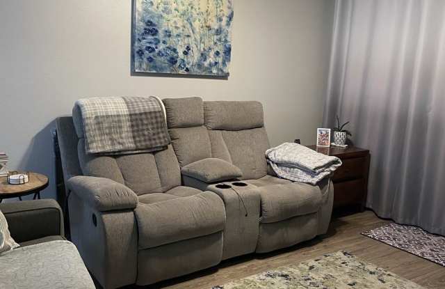 3606 S Depew St Gallery 2
