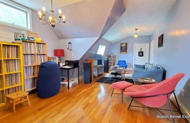 11 Evergreen Ave. photos photos