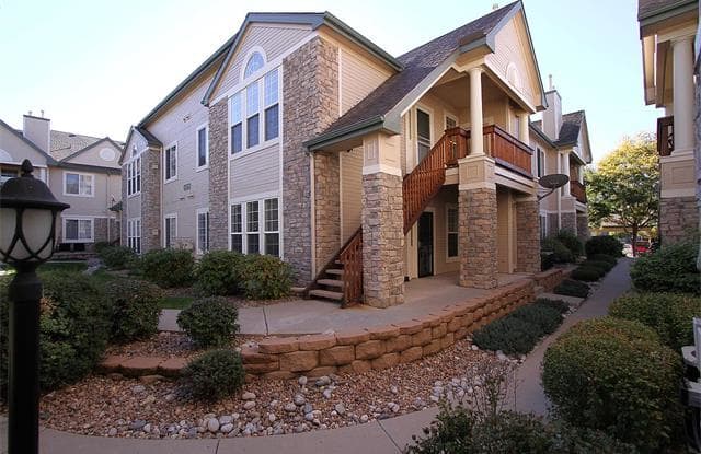 4075 S Crystal Cir Unit 202 - 4075 South Crystal Circle, Aurora, CO 80014