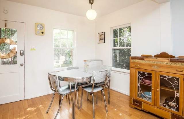 1081 Pagoda Pl Gallery 2