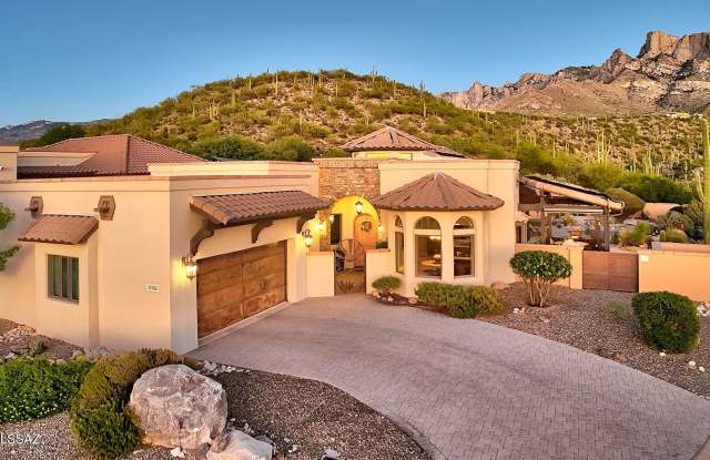 10760 N Della Vita Place - 10760 North Della Vita Place, Oro Valley, AZ 85737