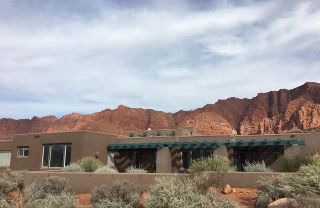 Stunning Views in Kayenta Gallery 3