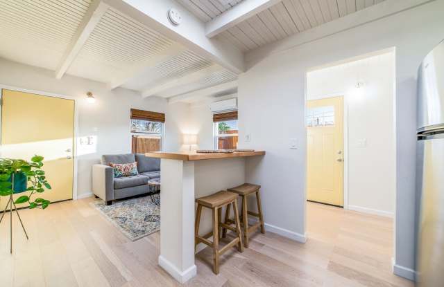 Charming 1-bedroom, 1-bathroom photos photos