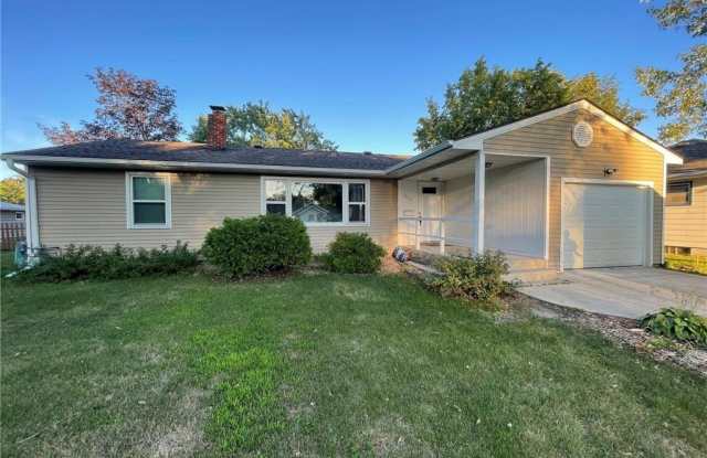 1016 31st Ave N - 1016 31st Avenue North, St. Cloud, MN 56303