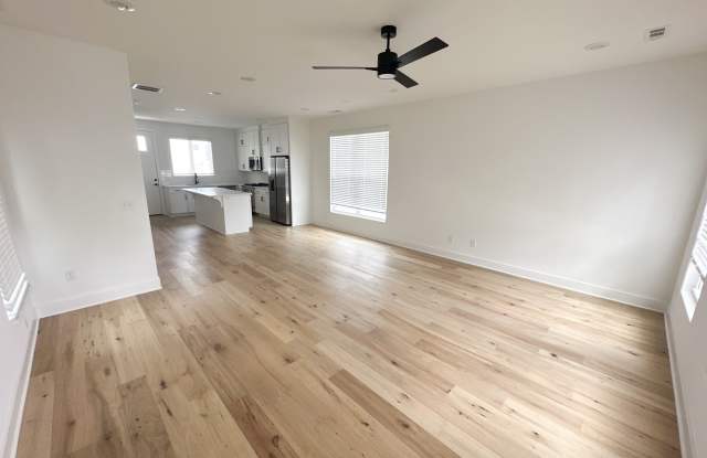 1638 W Neptune Street Gallery 2